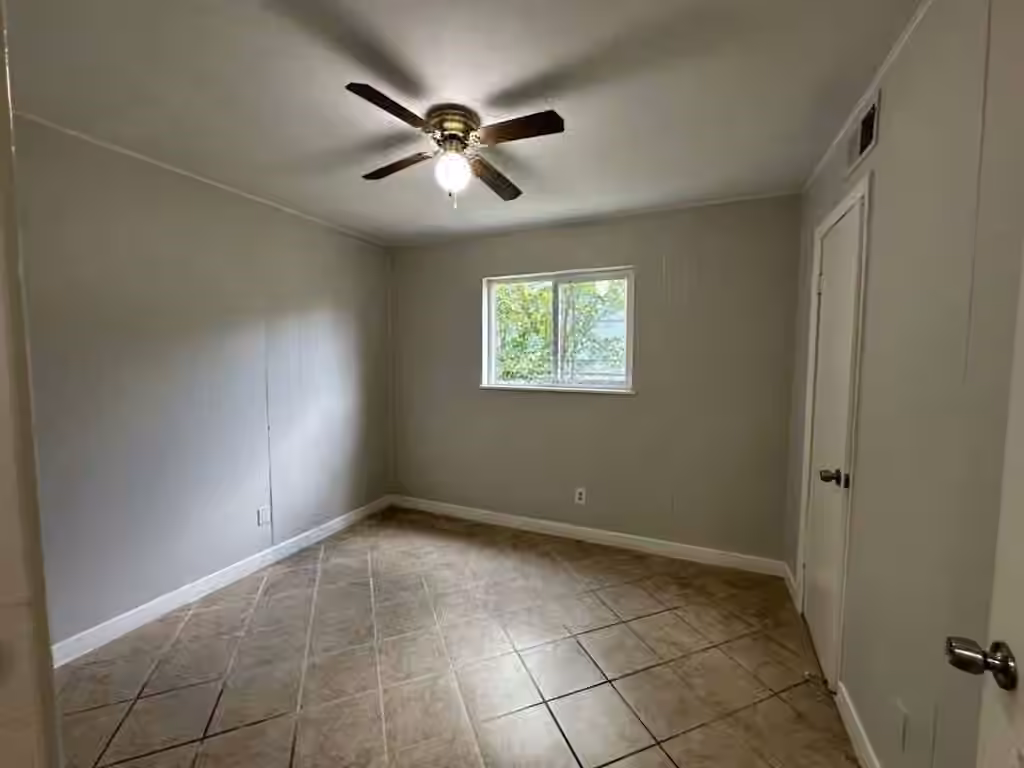 Photo 7 of 7717 Bigwood Street, Houston, TX