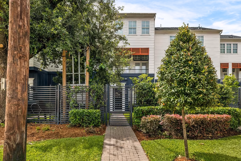 Photo 5 of 822 Cage Street, Houston, TX
