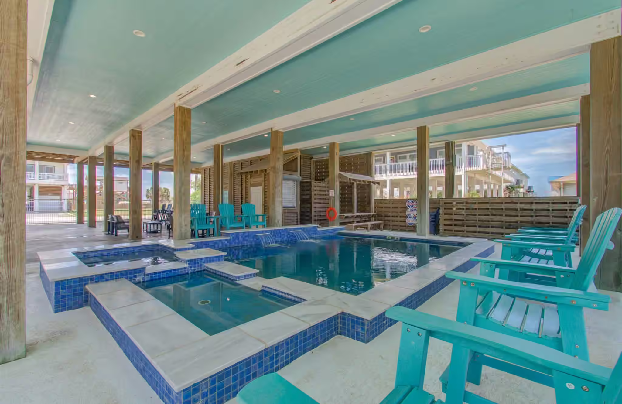 Photo 2 of 870 Kahla Drive, Crystal Beach, TX