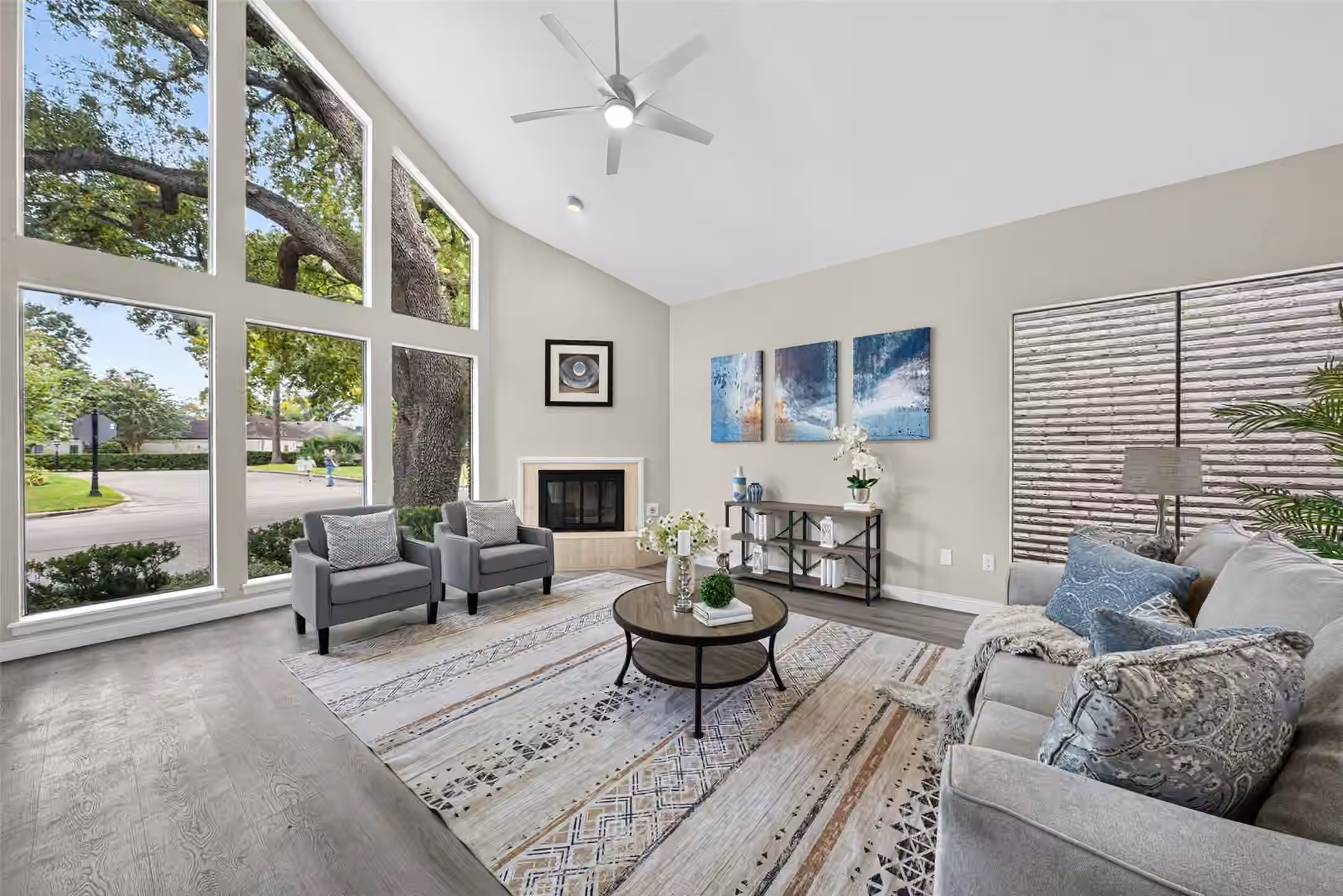 Photo of 9592 Doliver Drive, Houston, TX