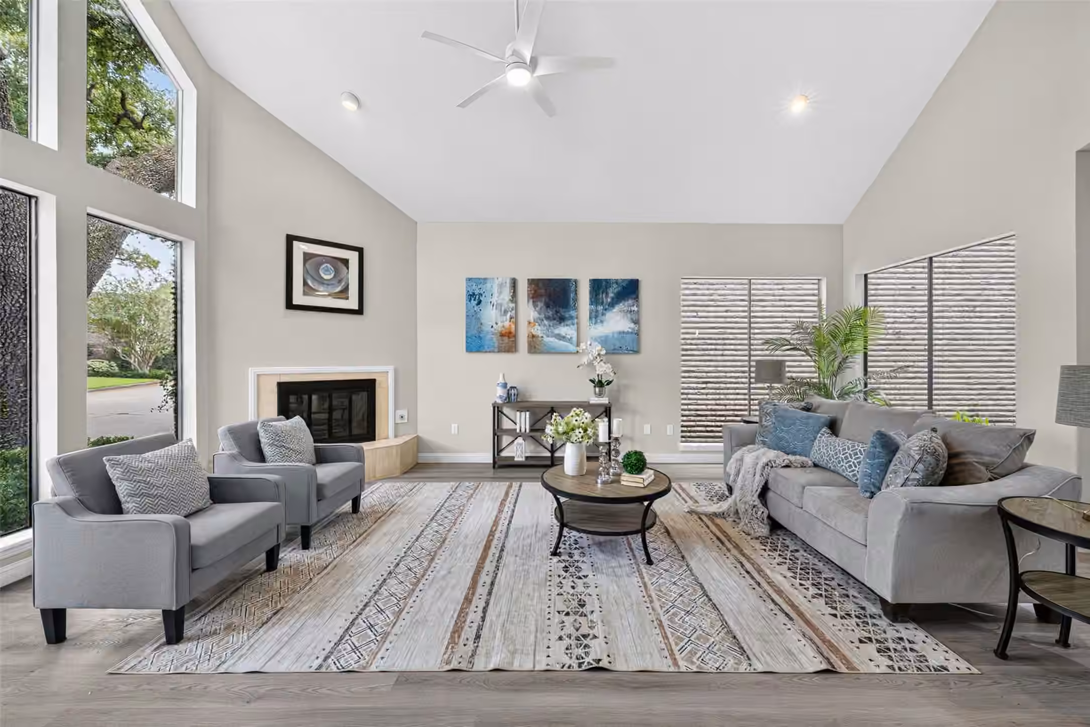 Photo 4 of 9592 Doliver Drive, Houston, TX