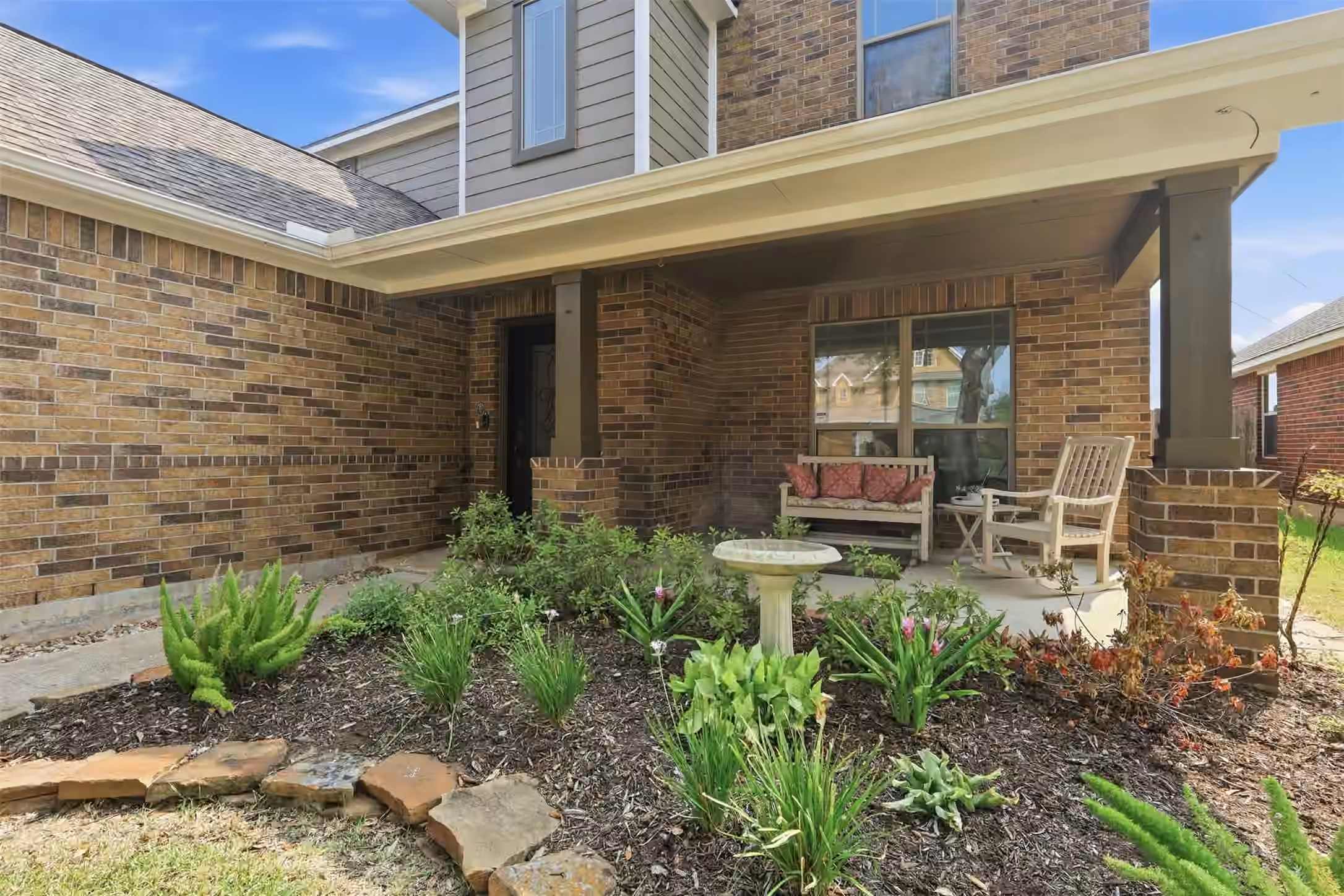 Photo 2 of 4909 E Meadow Drive, Deer Park, TX