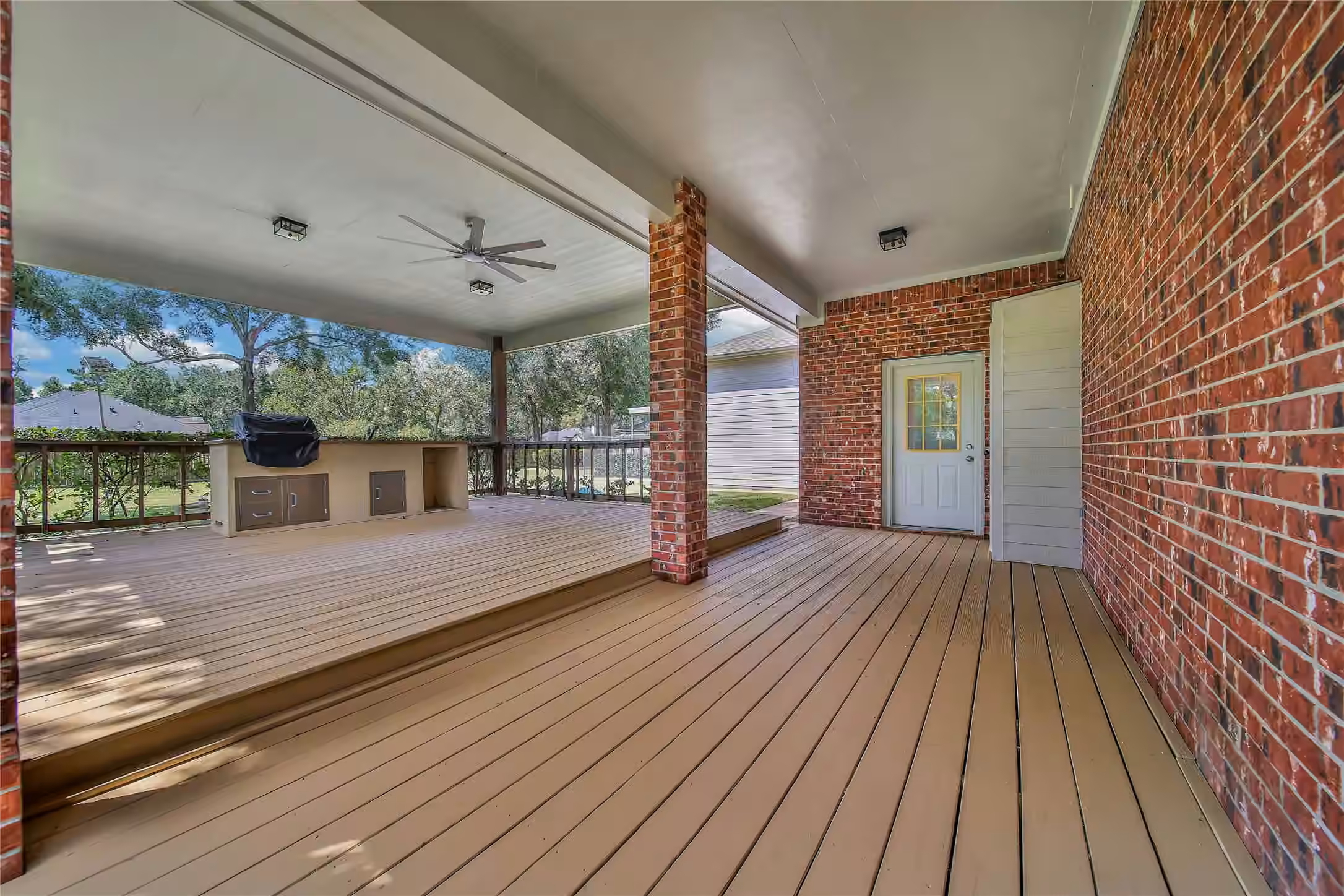 Photo 4 of 1125 W Stroker Road 1125, Crosby, TX