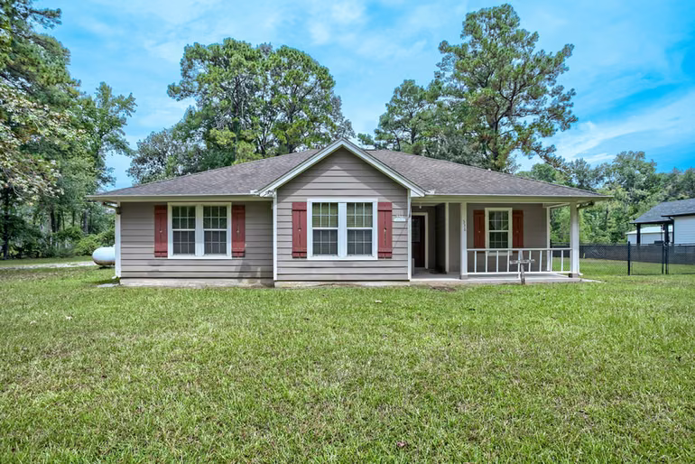 Photo of 336 Wild Oak Drive, Huffman, TX 77336