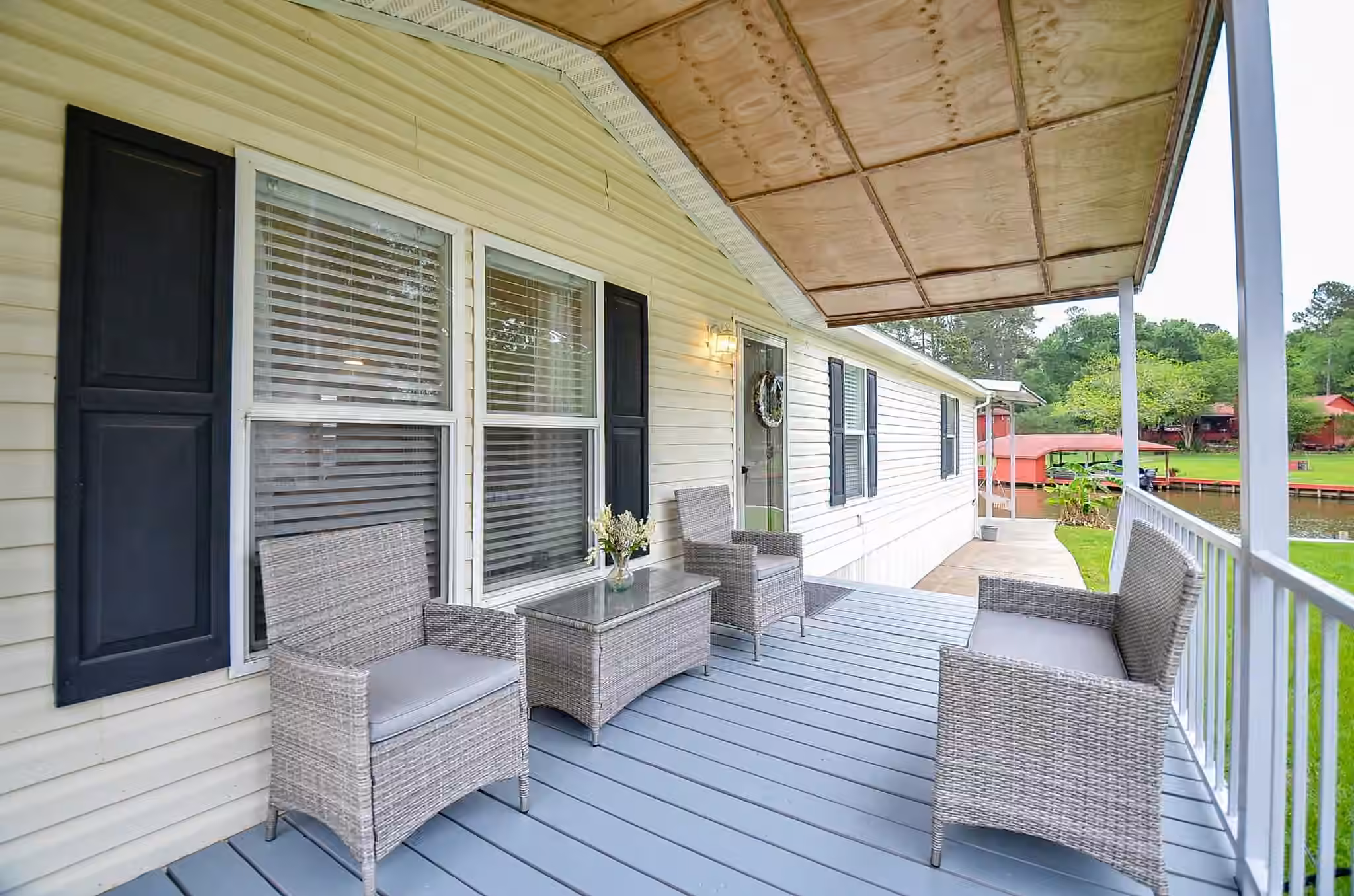 Photo 4 of 14186 Shadow Bay Drive, Willis, TX