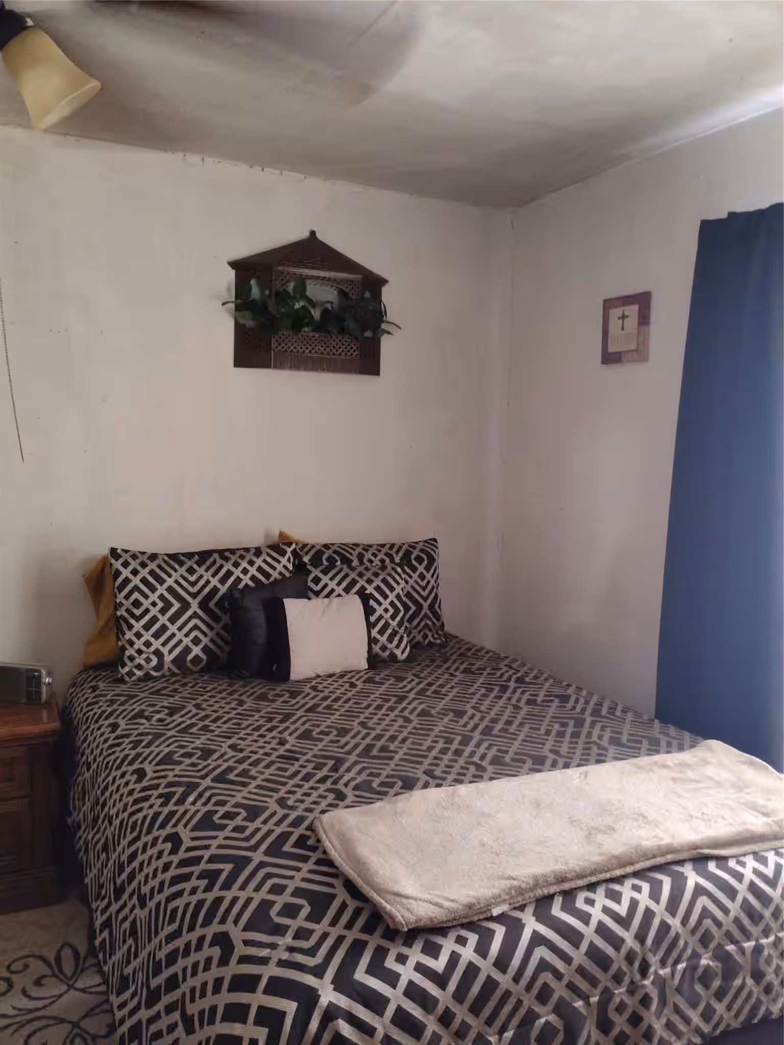 Photo of 807 Allen Road, Brenham, TX 77833