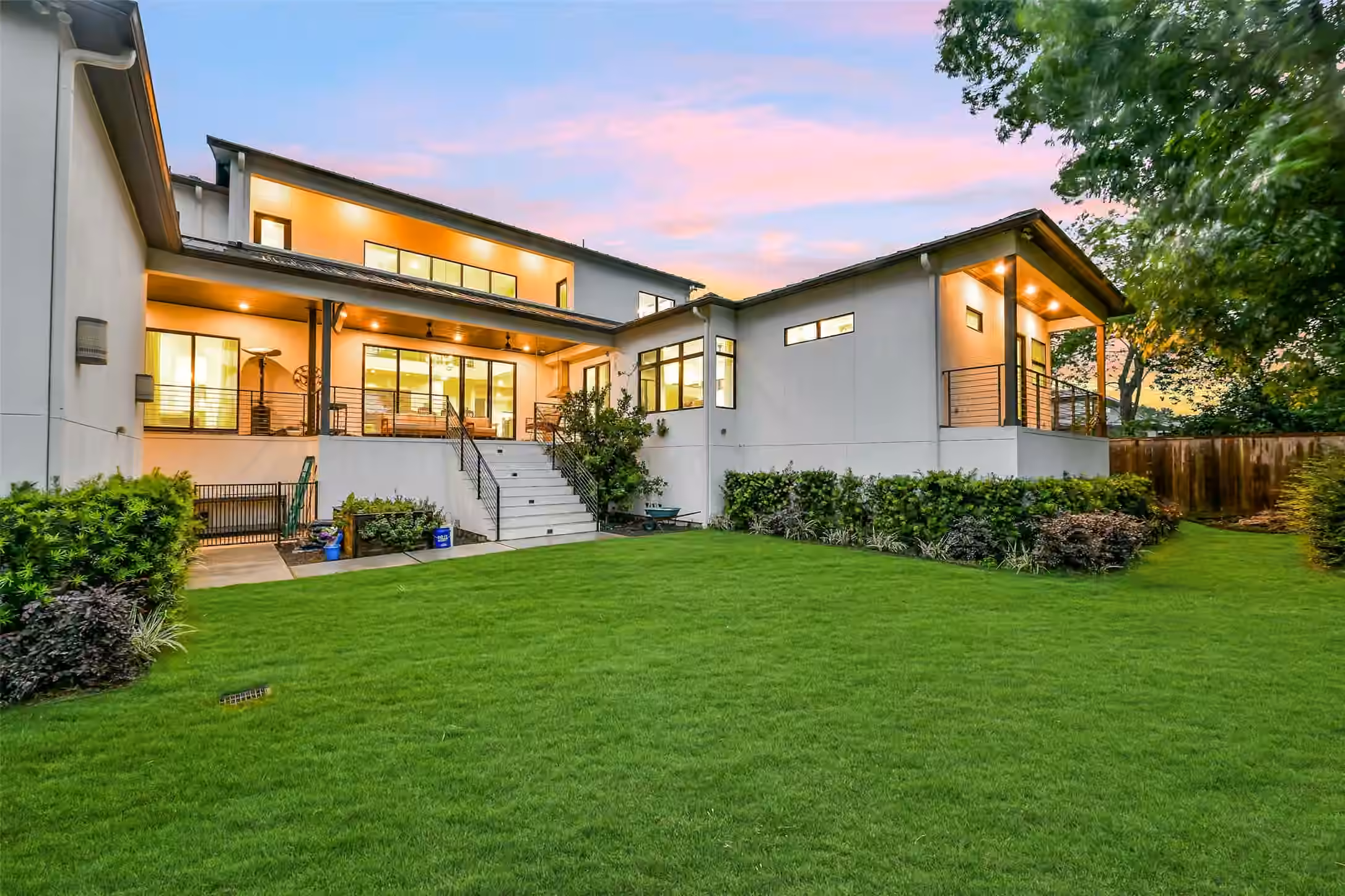 Photo of 5015 S Braeswood Boulevard, Houston, TX