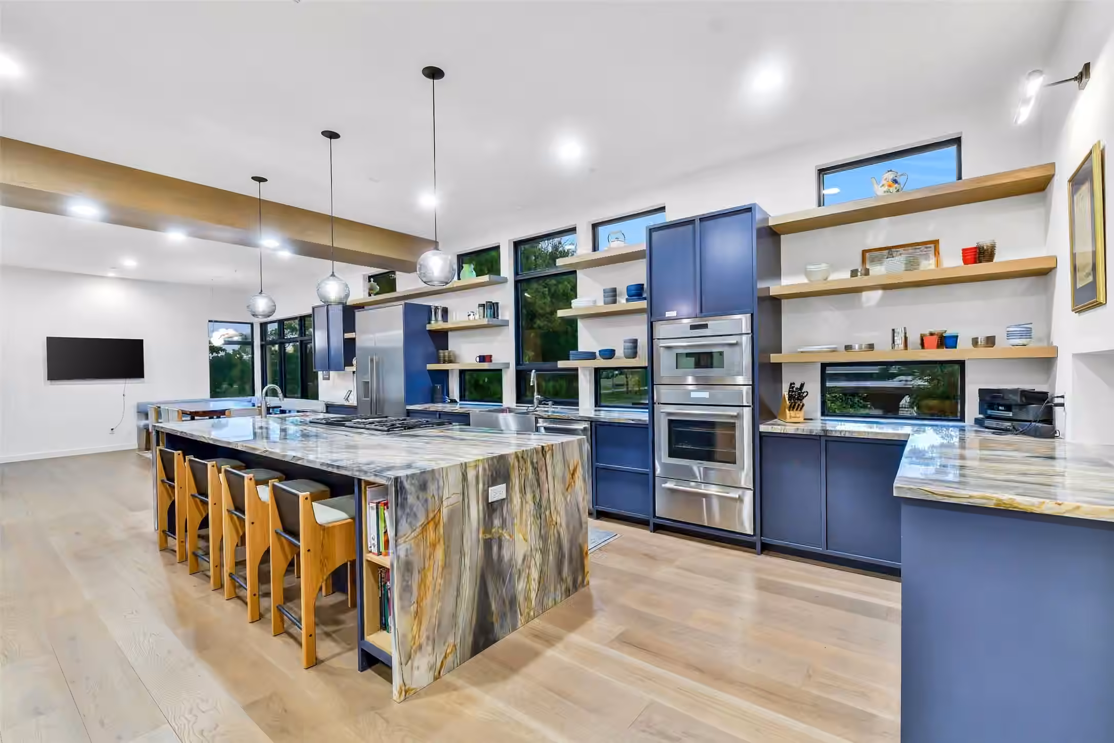 Photo 6 of 5015 S Braeswood Boulevard, Houston, TX
