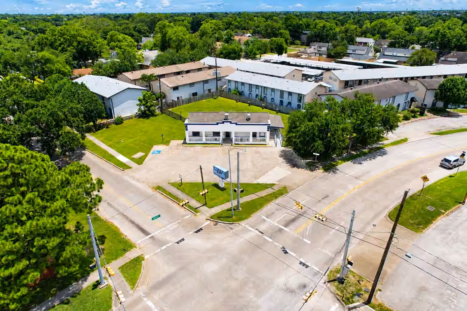 Photo 3 of 2321 Burke Road, Pasadena, TX