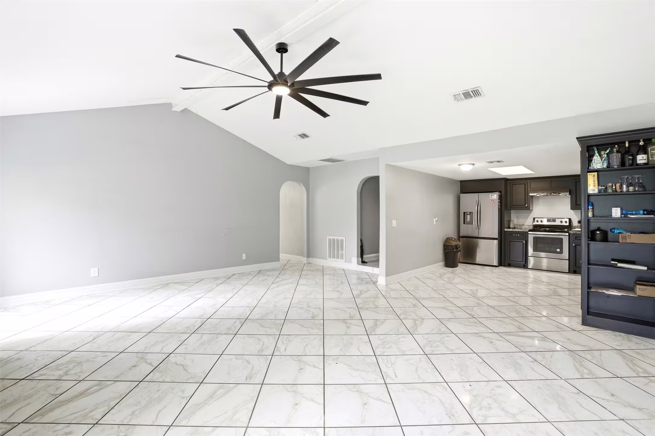 Photo 6 of 21818 Forest Glade Drive, Humble, TX