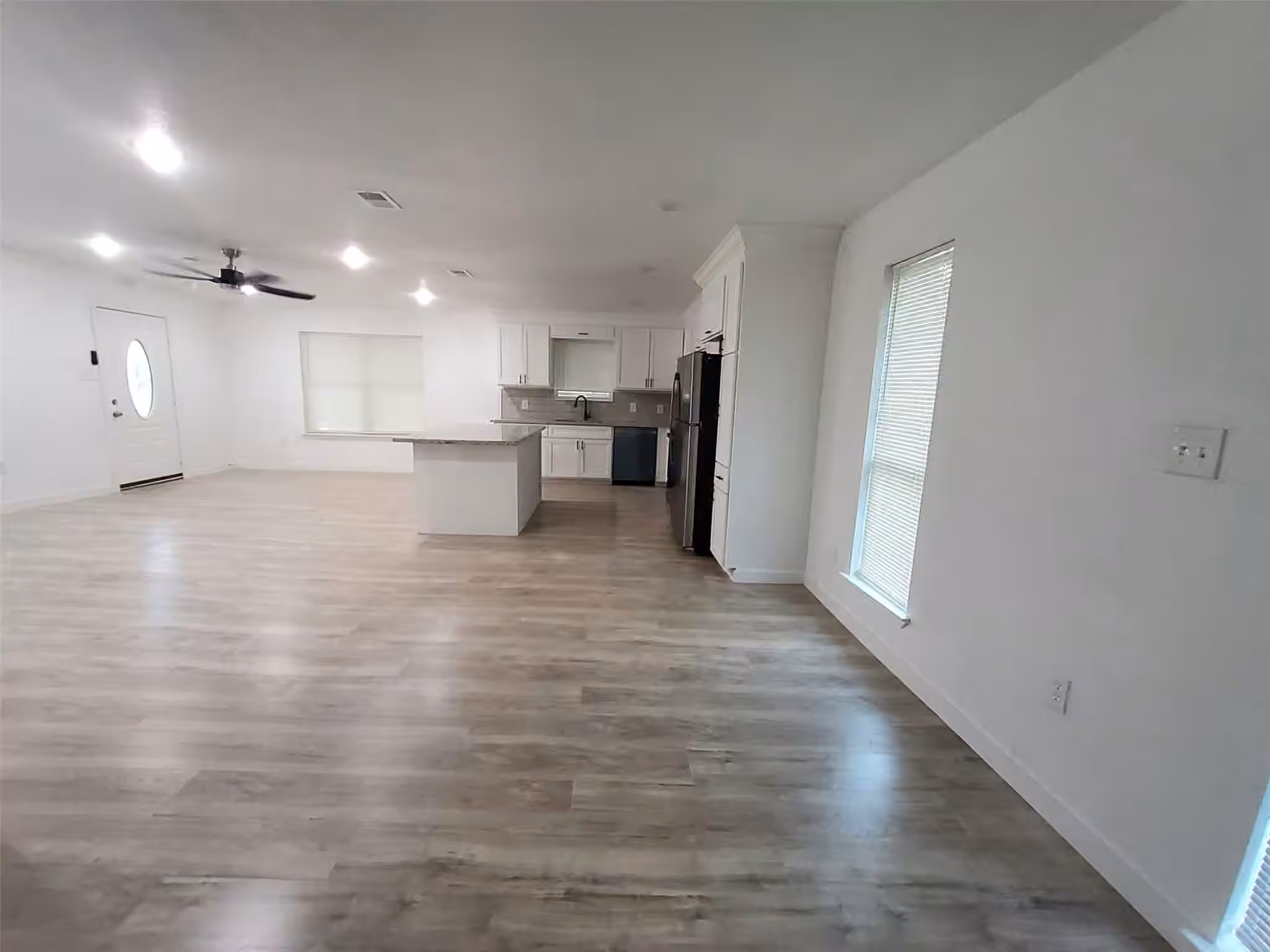 Photo 6 of 8609 Homewood Lane, Houston, TX