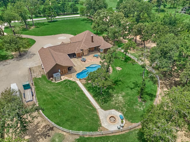 Photo of 420 Ruel Road, Magnolia, TX 77355