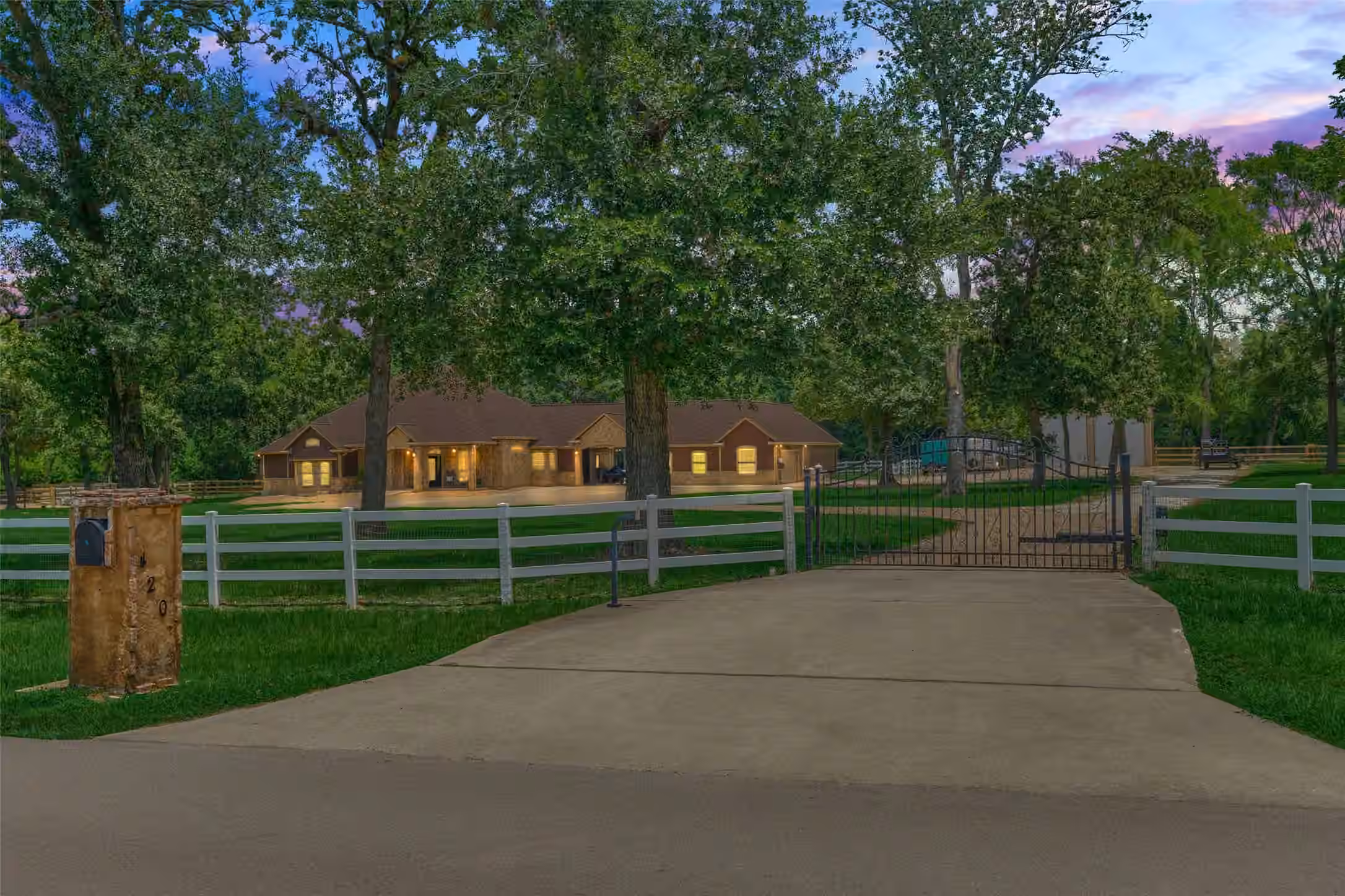 Photo 2 of 420 Ruel Road, Magnolia, TX