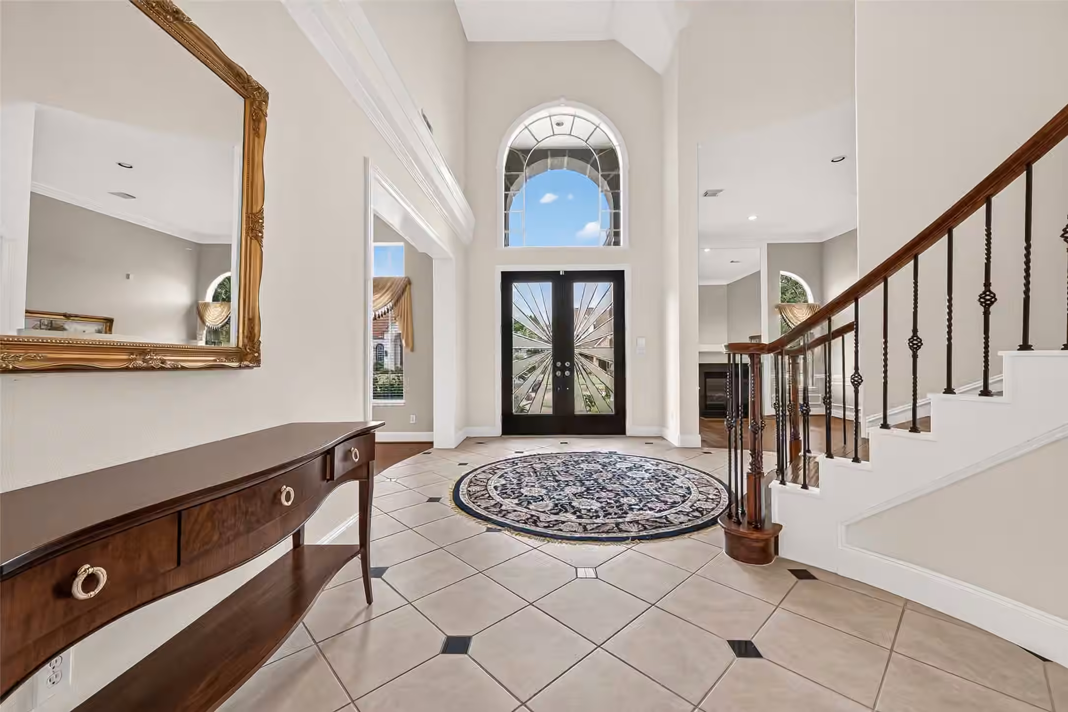 Photo 5 of 7706 Long Shadows Drive, Sugar Land, TX