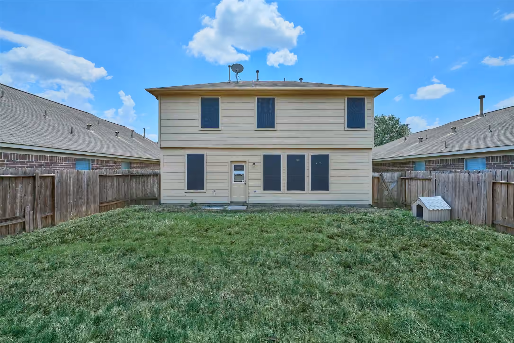 Photo 6 of 18534 ALEMARBLE OAK Street, Cypress, TX