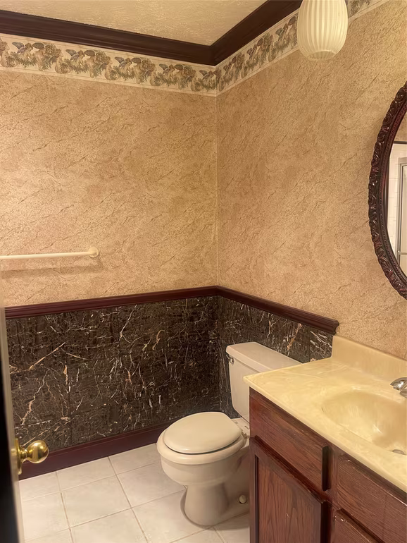 Photo 5 of 5110 Gretna Green Drive, Houston, TX