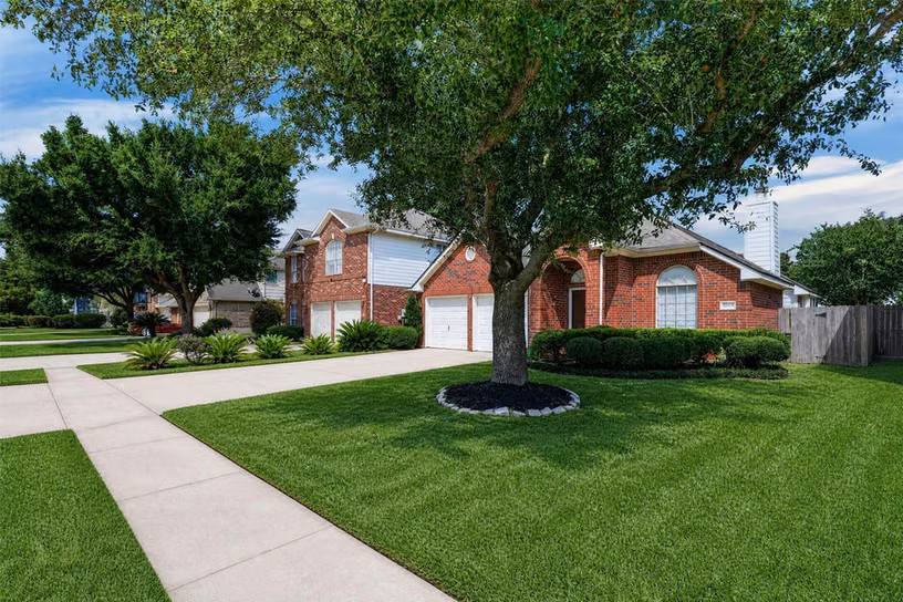 Photo 4 of 18234 Flint Hill Drive, Katy, TX