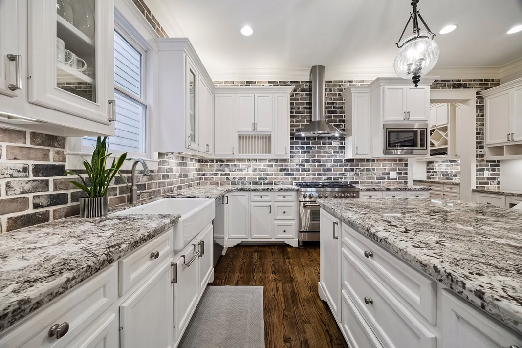 Photo 7 of 543 W 22nd Street, Houston, TX
