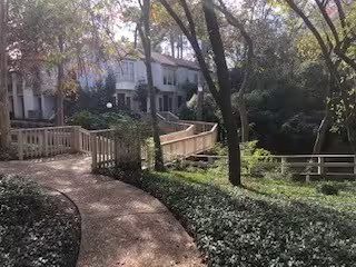 Photo 4 of 2100 Tanglewilde Street 596, Houston, TX