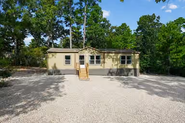 Photo 4 of 10 Oakwood Drive, Huntsville, TX