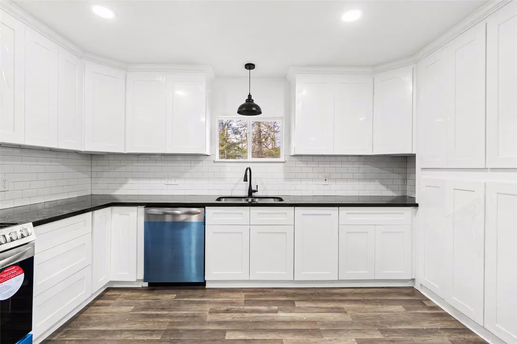 Photo 6 of 301 Pineland Drive, Trinity, TX