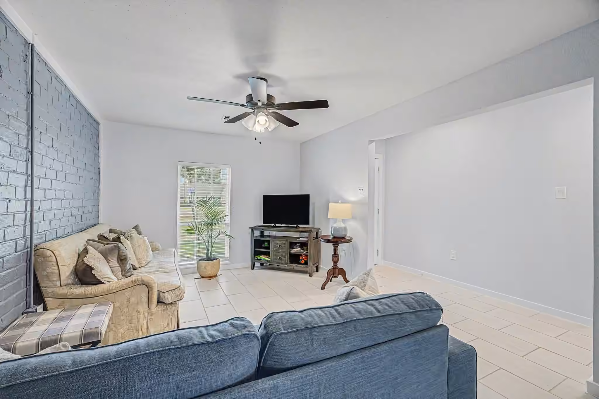 Photo 6 of 7180 Crownwest Street 7180, Houston, TX