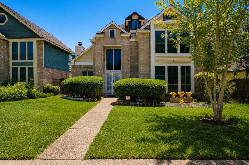 Photo 3 of 4739 Cashel Glen Drive, Houston, TX