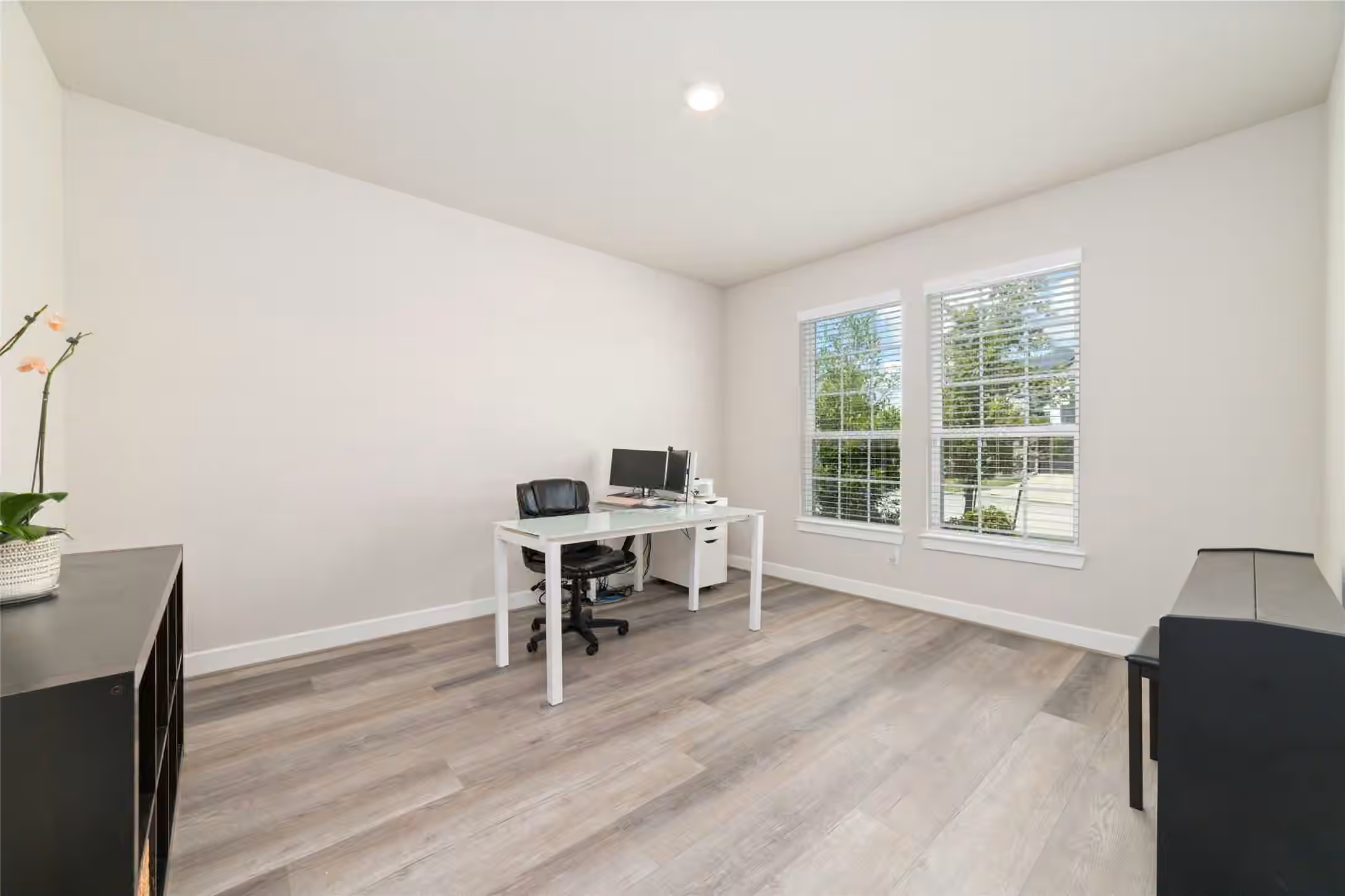 Photo 6 of 21143 Murray Bluff Drive, Cypress, TX