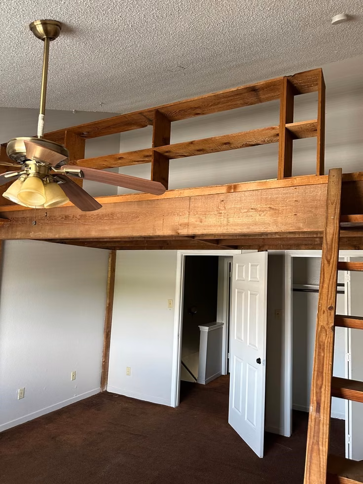 Photo 5 of 7945 Kendalia Drive, Houston, TX