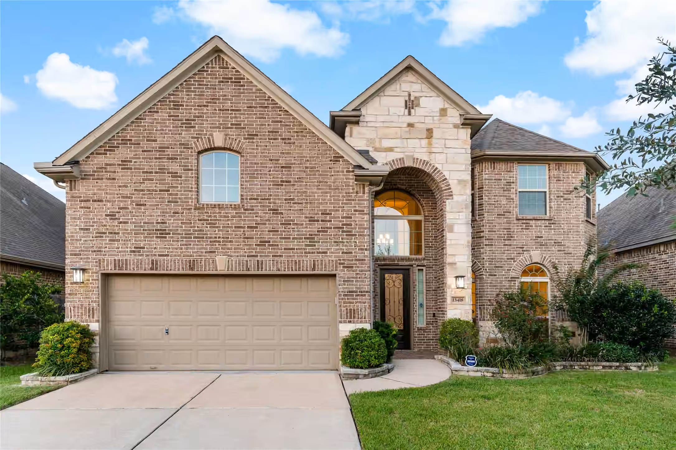 Photo 2 of 13418 Lansdown Street, Rosharon, TX