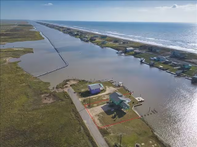 Photo of 456 PR 676 Marina Drive, Sargent, TX