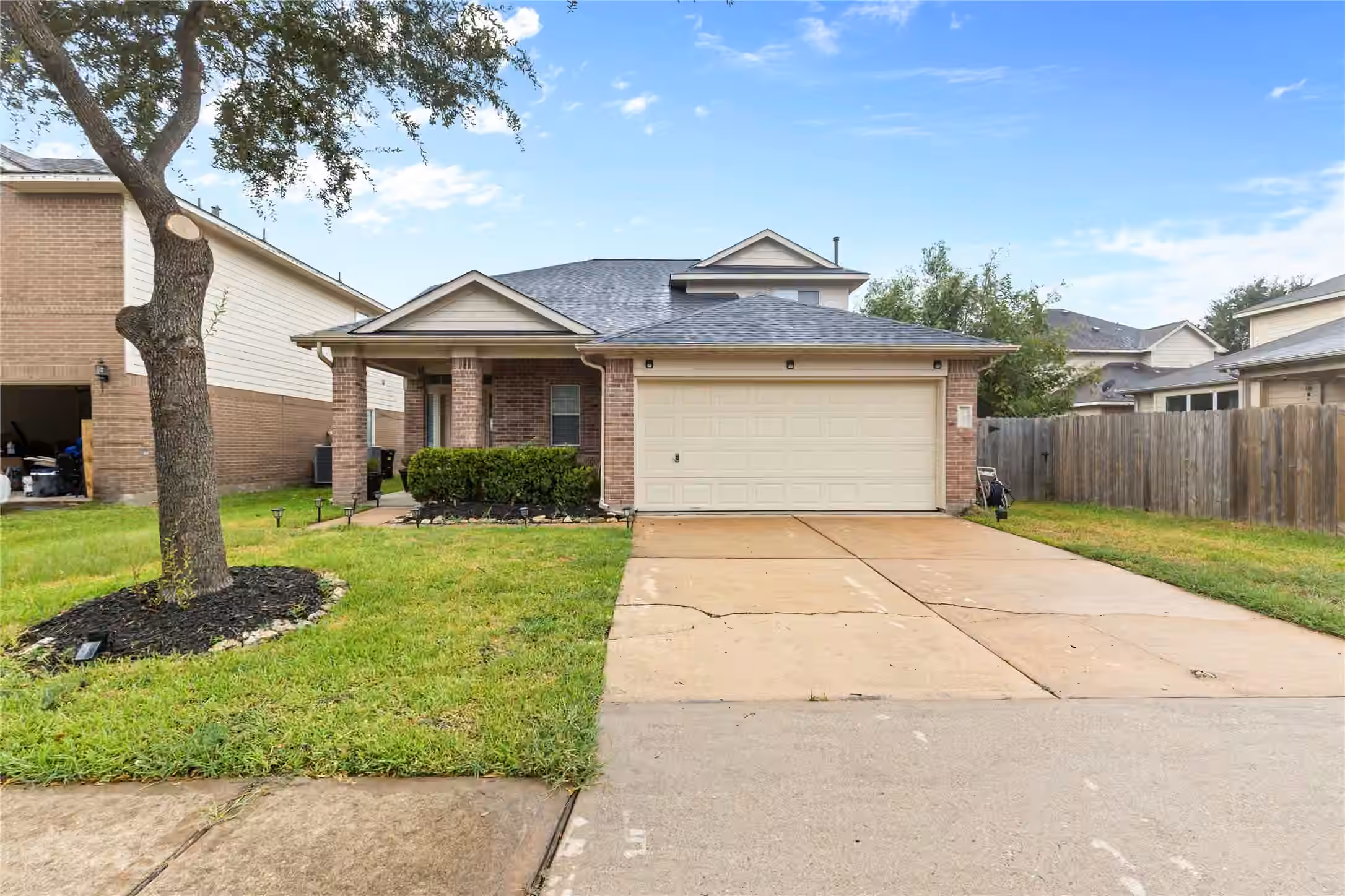 Photo 2 of 10150 Twila Springs Ct, Houston, TX