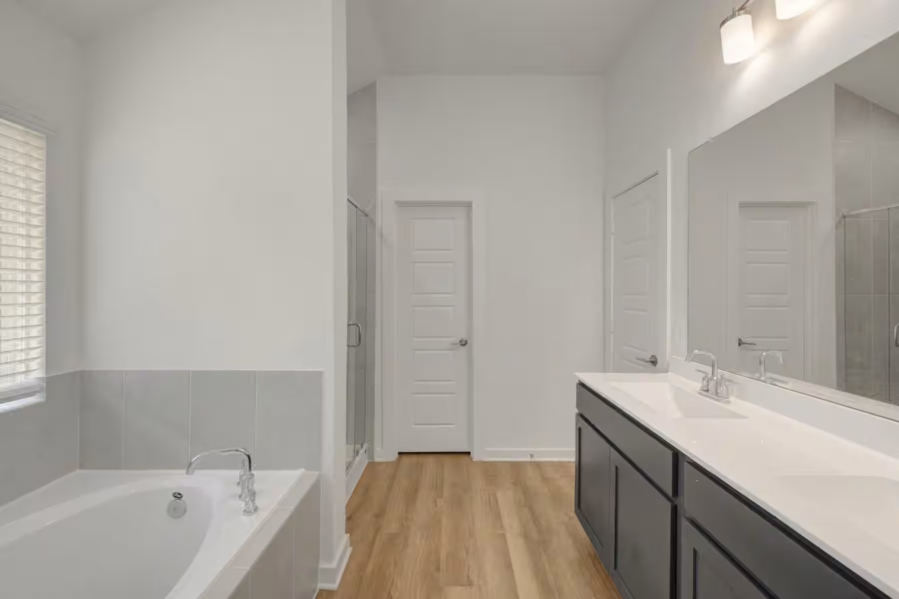 Photo 5 of 20602 Draper Road, Tomball, TX
