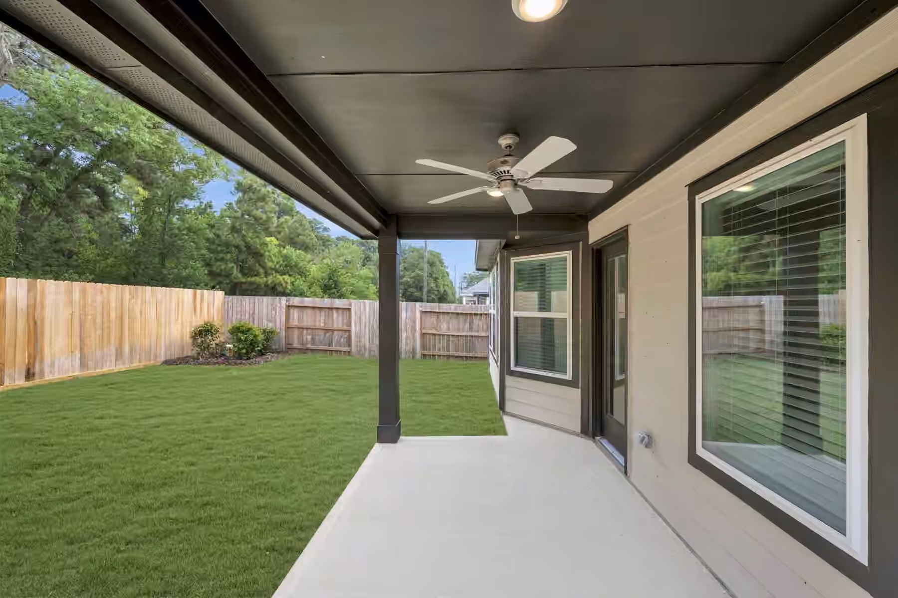 Photo 6 of 20602 Draper Road, Tomball, TX