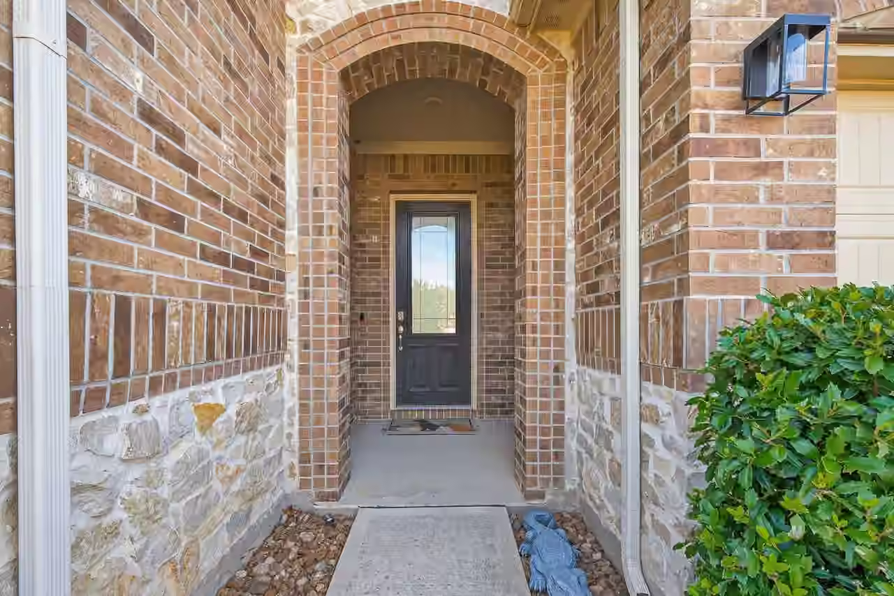 Photo 2 of 25818 Balsamwood Drive, Tomball, TX