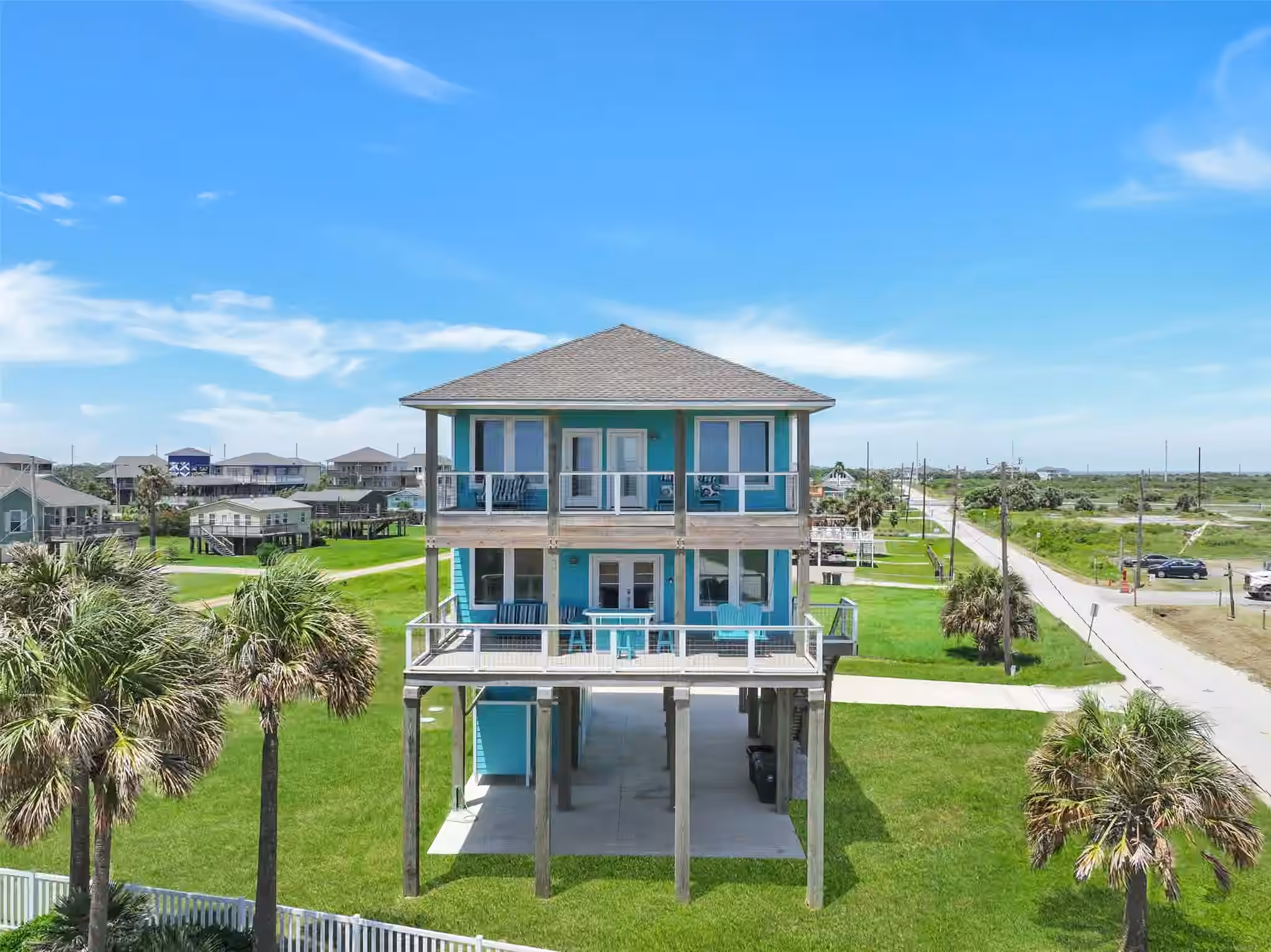 Photo of 4003 11 Mile Road, Galveston, TX 77554