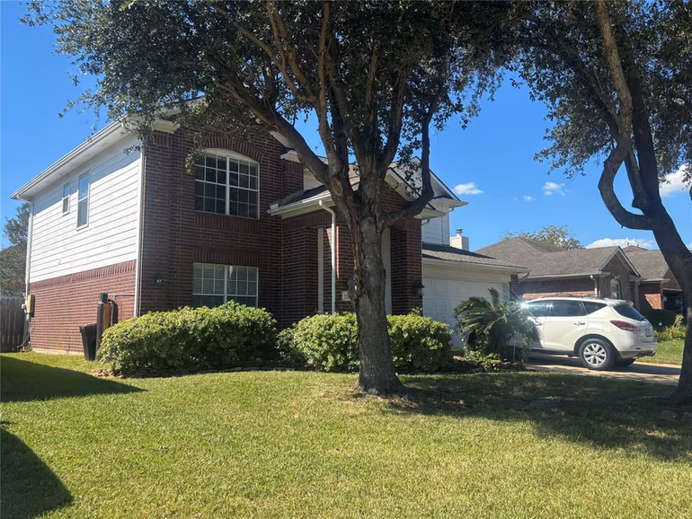Photo 3 of 7218 Branford Park Lane, Richmond, TX