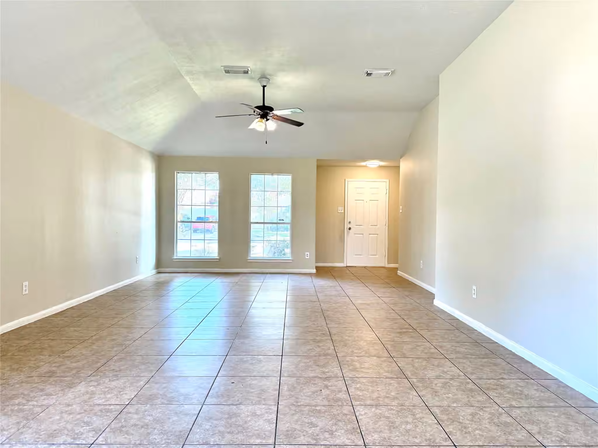 Photo 5 of 13706 Audra Lane, Houston, TX