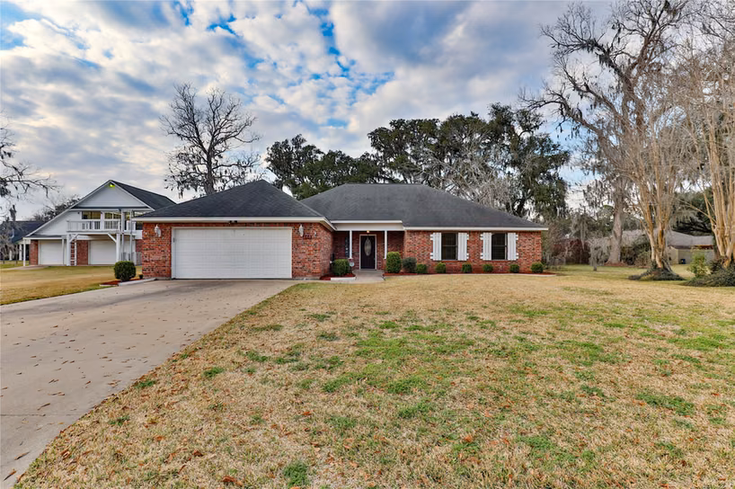 Photo of 248 Wentworth Drive, West Columbia, TX