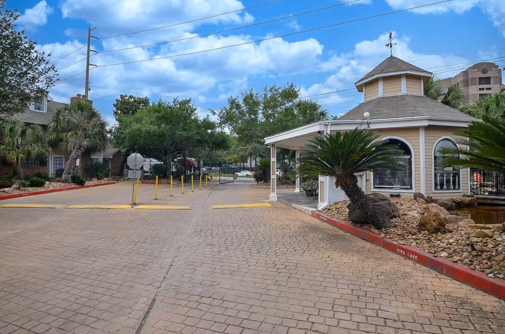 Photo 4 of 2300 Old Spanish Trail 1092, Houston, TX