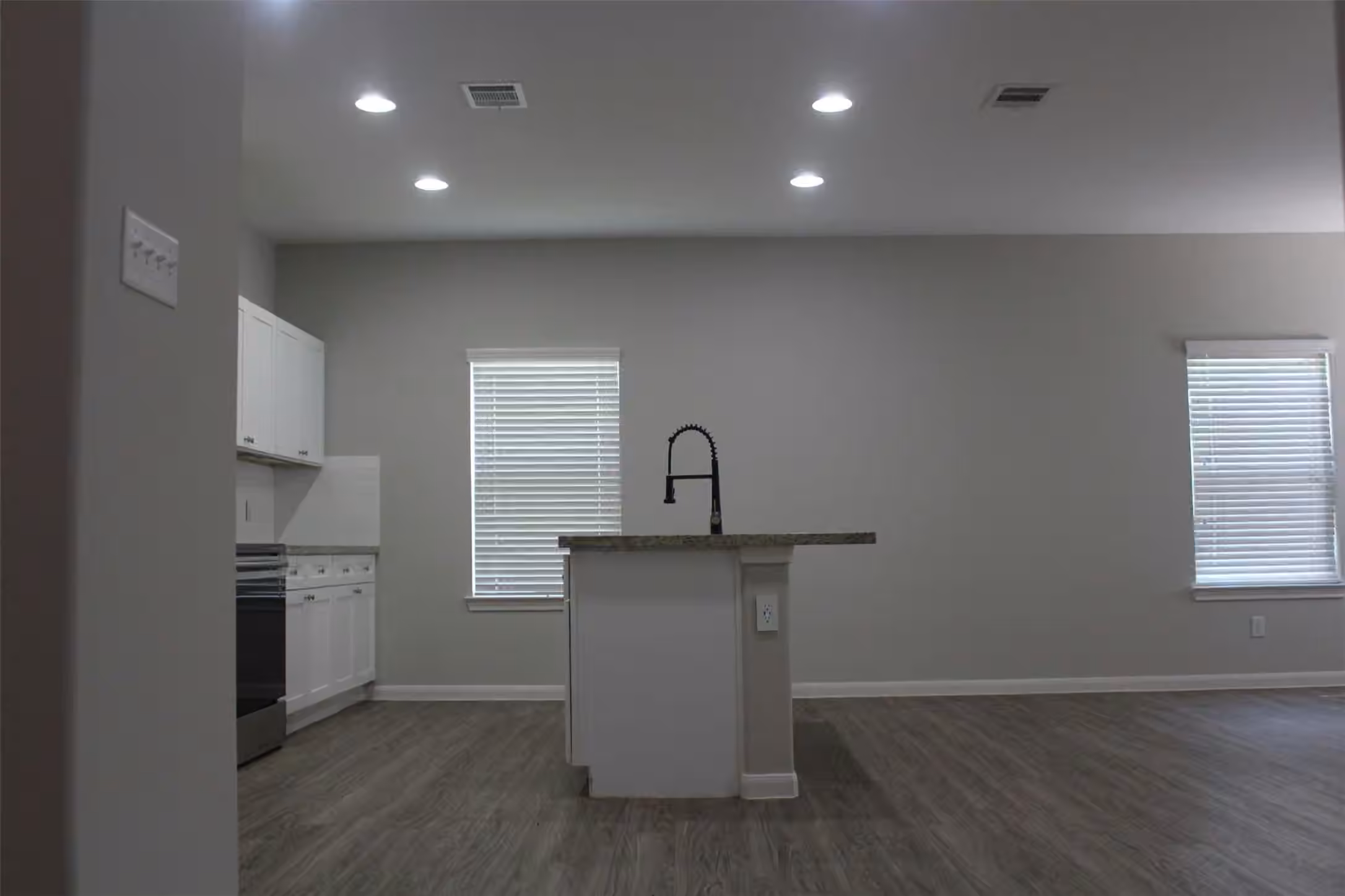 Photo 6 of 26433 Easy Street, Magnolia, TX
