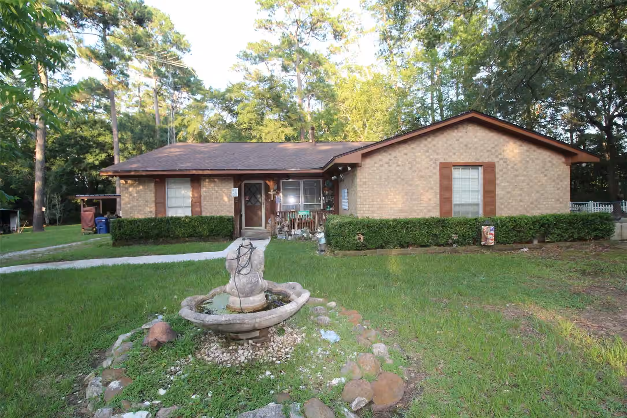 Photo 2 of 26482 Lakeview Drive, Hockley, TX