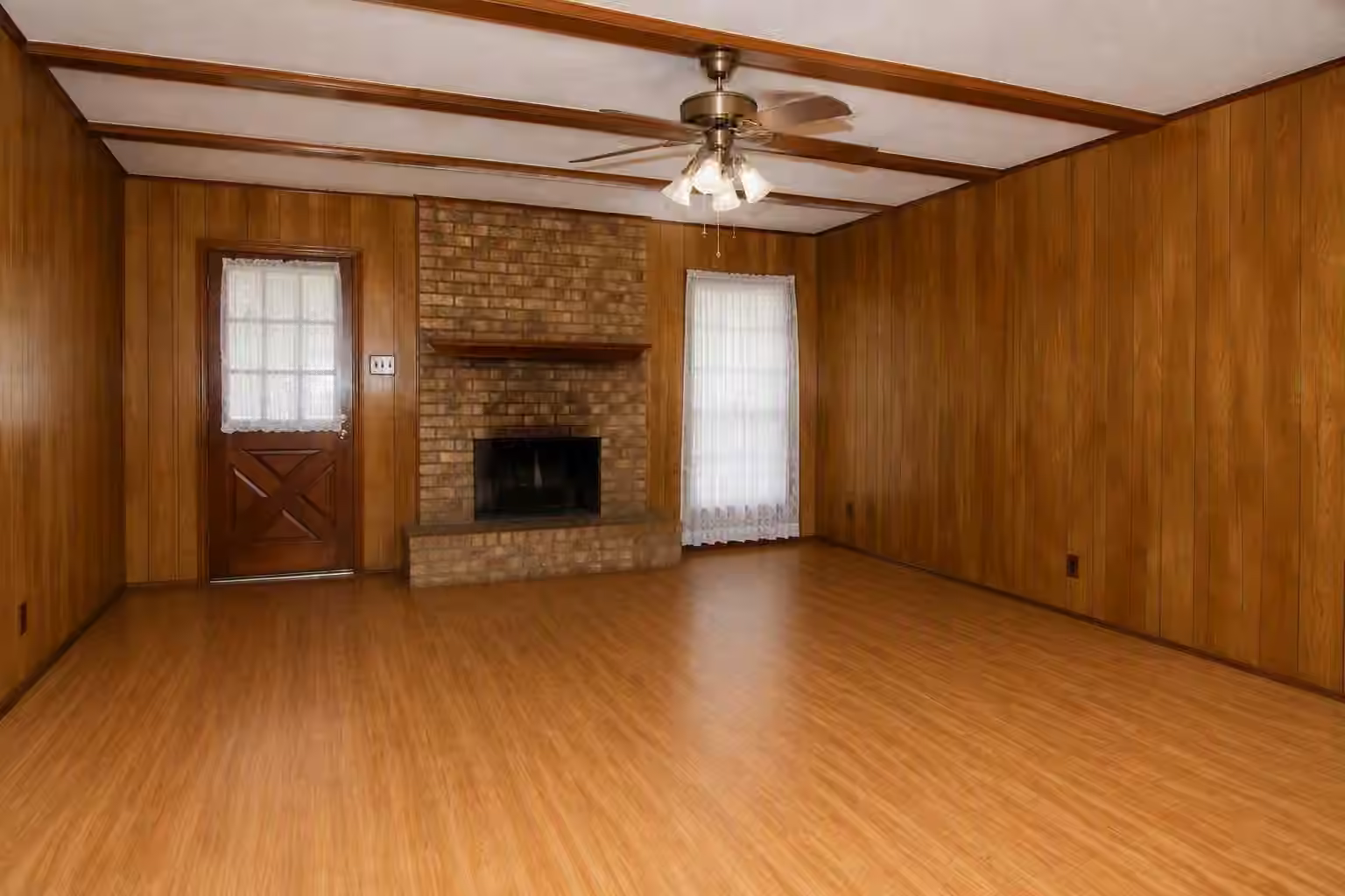Photo 7 of 26482 Lakeview Drive, Hockley, TX