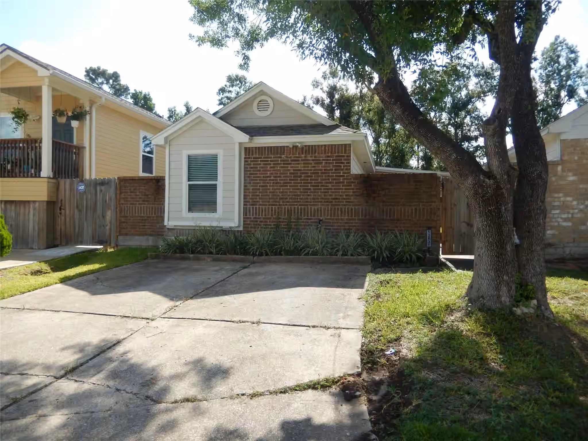 Photo of 13831 Northlake Drive, Houston, TX 77049