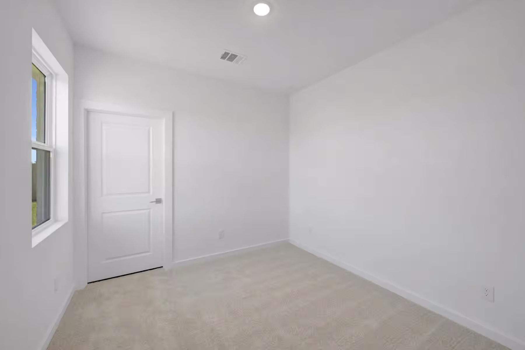 Photo 4 of 503 Barnier Street, Montgomery, TX