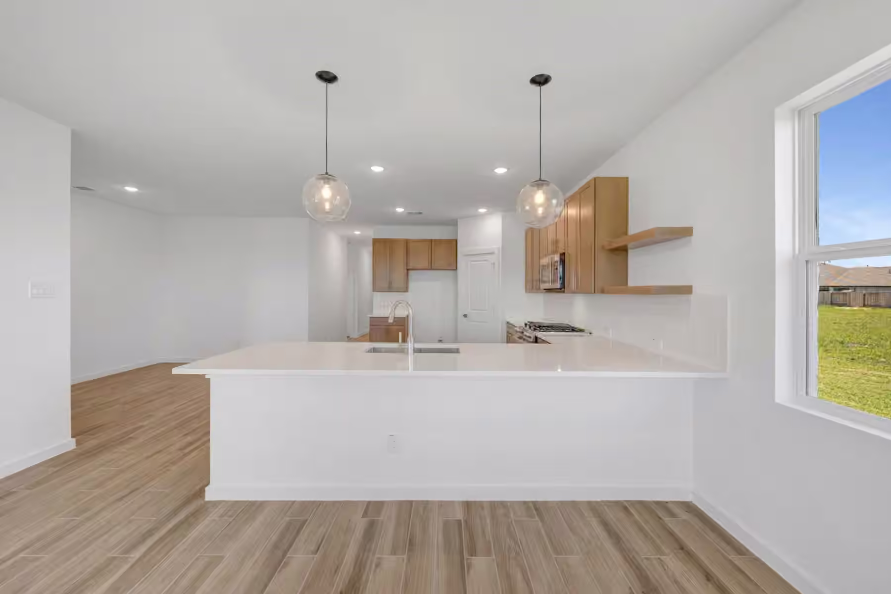 Photo 7 of 503 Barnier Street, Montgomery, TX