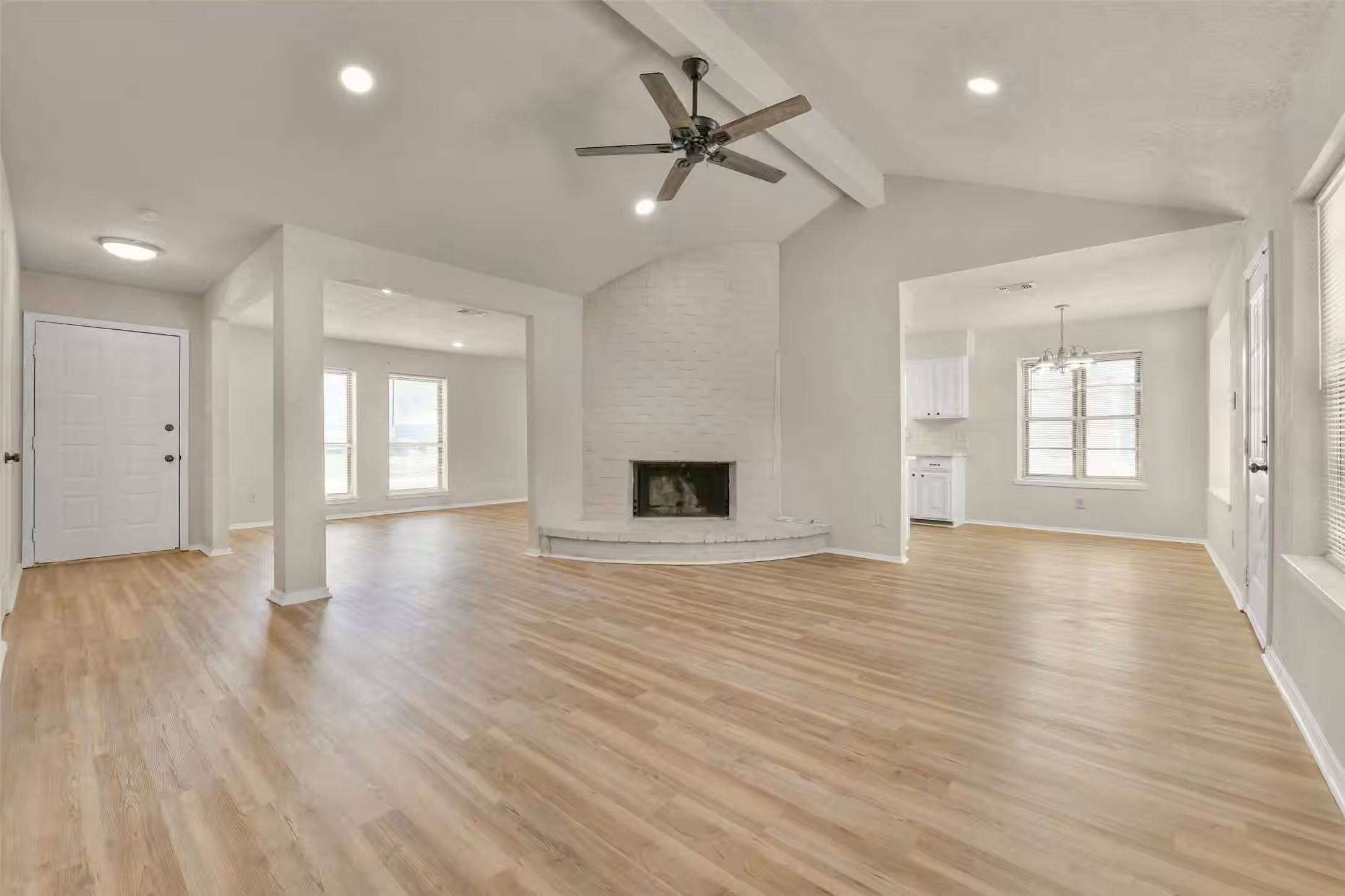 Photo 5 of 14854 Shottery Drive, Houston, TX