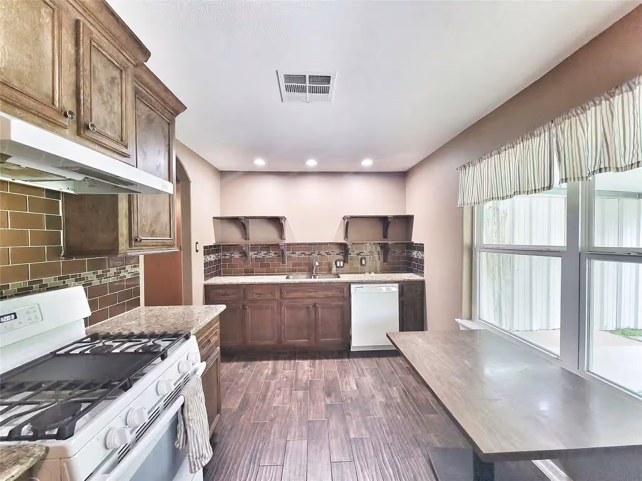 Photo 7 of 12210 Palmfree Street, Houston, TX