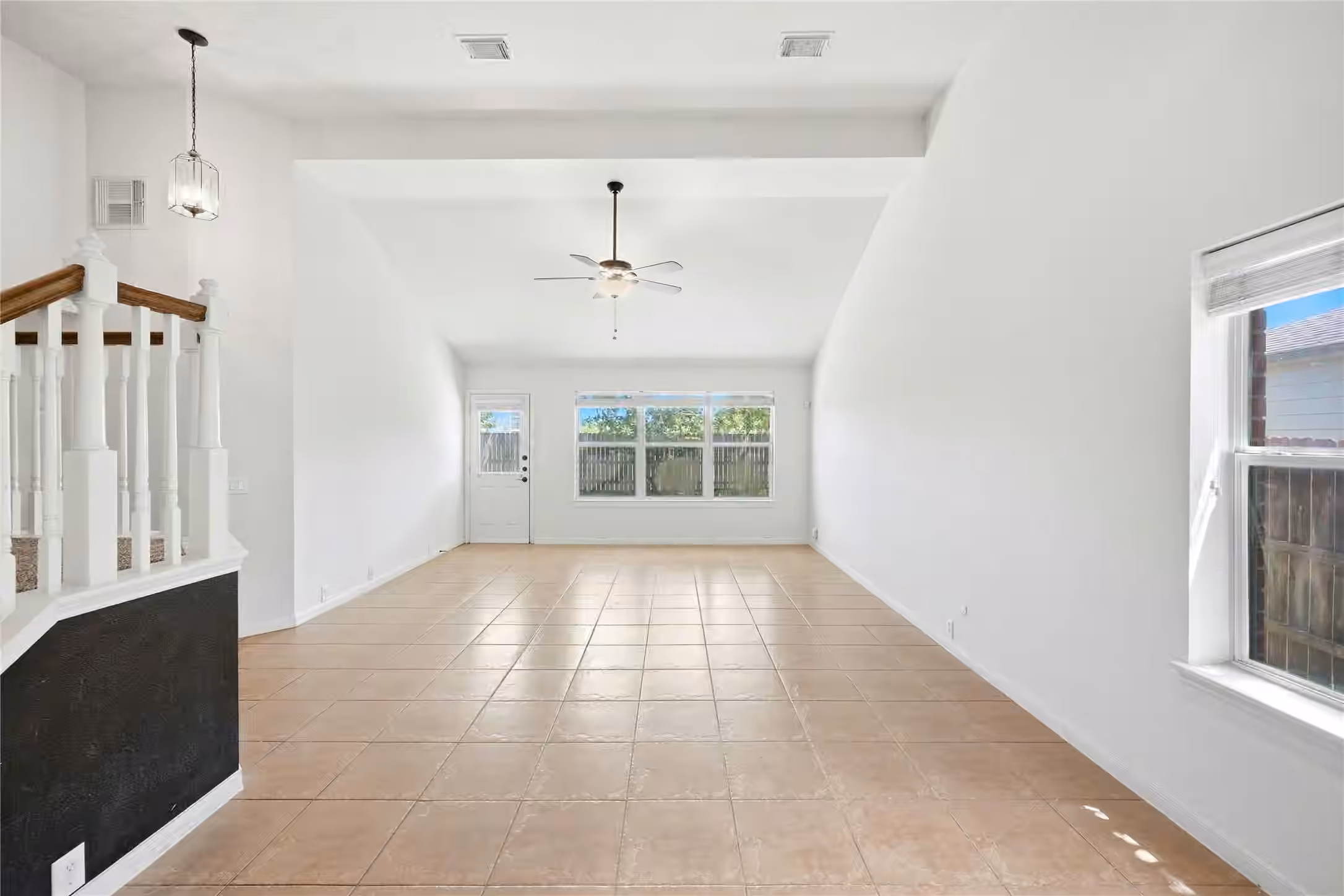 Photo 5 of 727 Cypresswood Ridge, Spring, TX