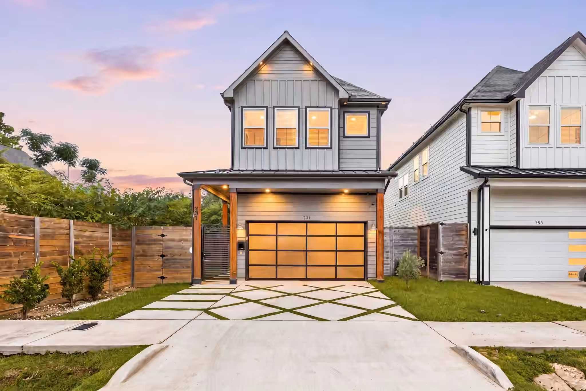 Photo of 731 E 40th Street, Houston, TX